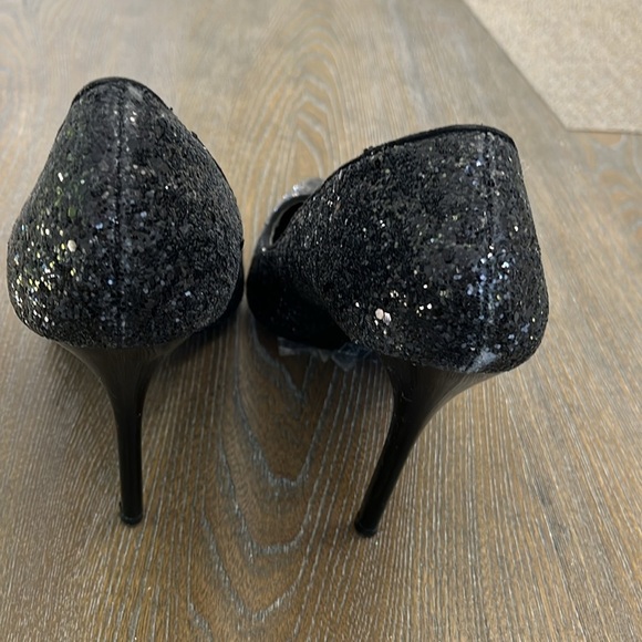 Forever 21 Sparkling Black Heels size 8,5 - Picture 3 of 6